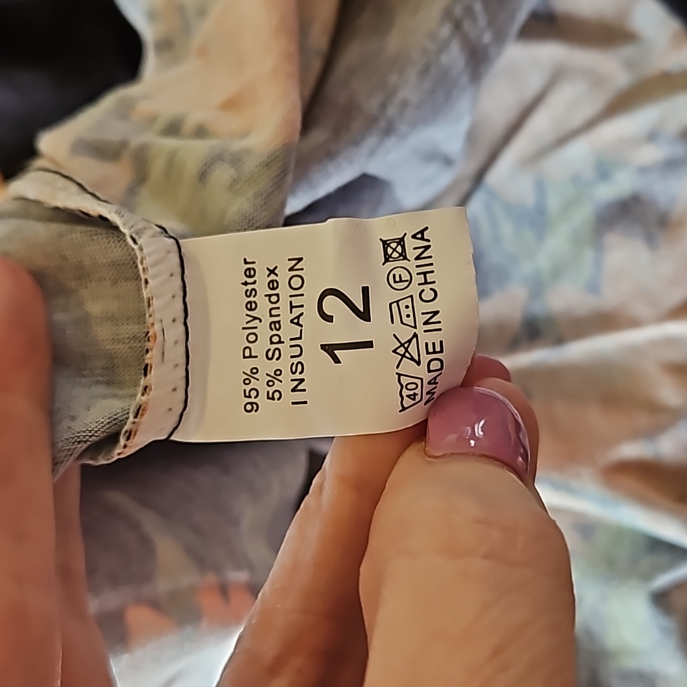 ๐ต FLORAL DRESS - Picture 7 of 7